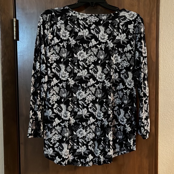 Lucky Brand blouse - Picture 4 of 4